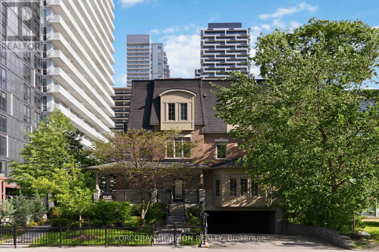 99 ERSKINE STREET, Toronto, Ontario