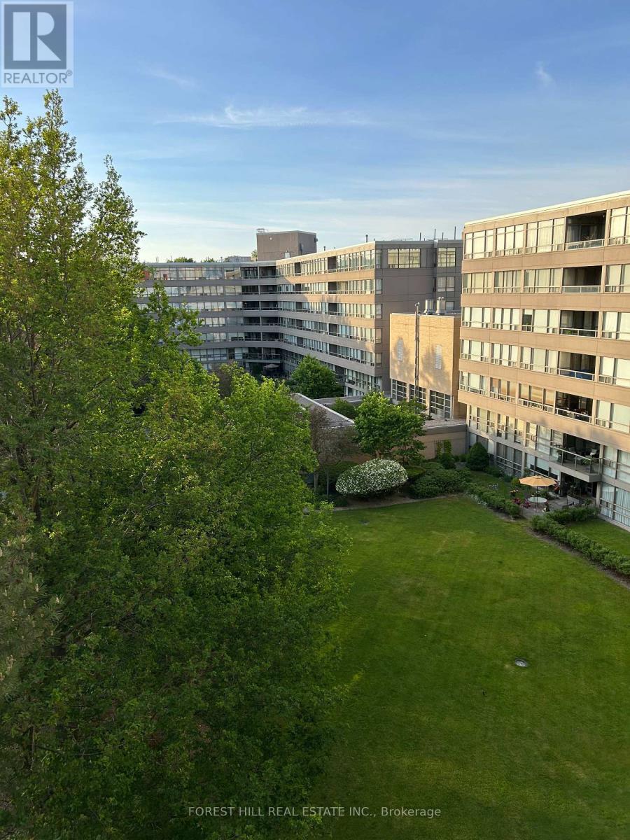 602 - 18 Lower Village Gate, Toronto, Ontario  M5P 3M1 - Photo 5 - C13413598