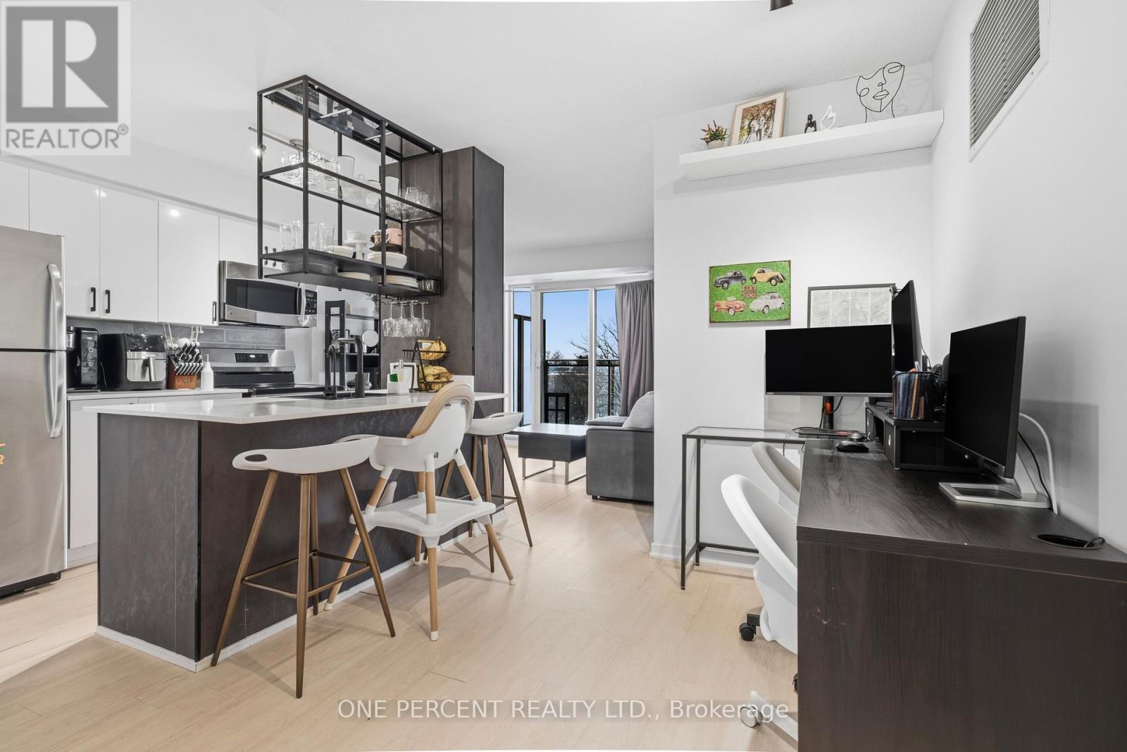 511 - 801 Sheppard Avenue W, Toronto, Ontario  M3H 0A8 - Photo 3 - C13413686