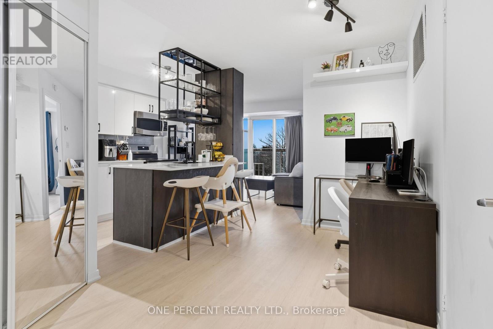 511 - 801 Sheppard Avenue W, Toronto, Ontario  M3H 0A8 - Photo 5 - C13413686