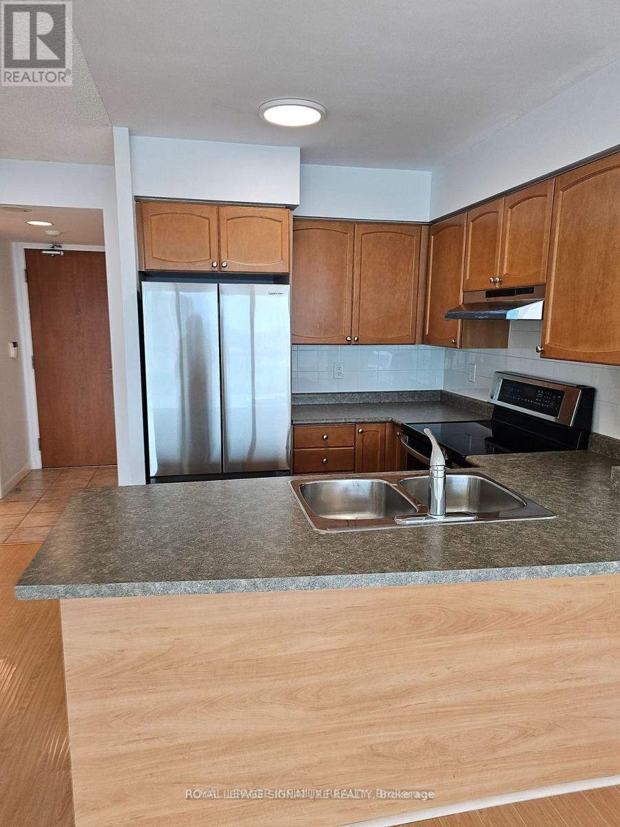 1810 - 219 Fort York Boulevard, Toronto, Ontario  M5V 1B1 - Photo 3 - C13413754