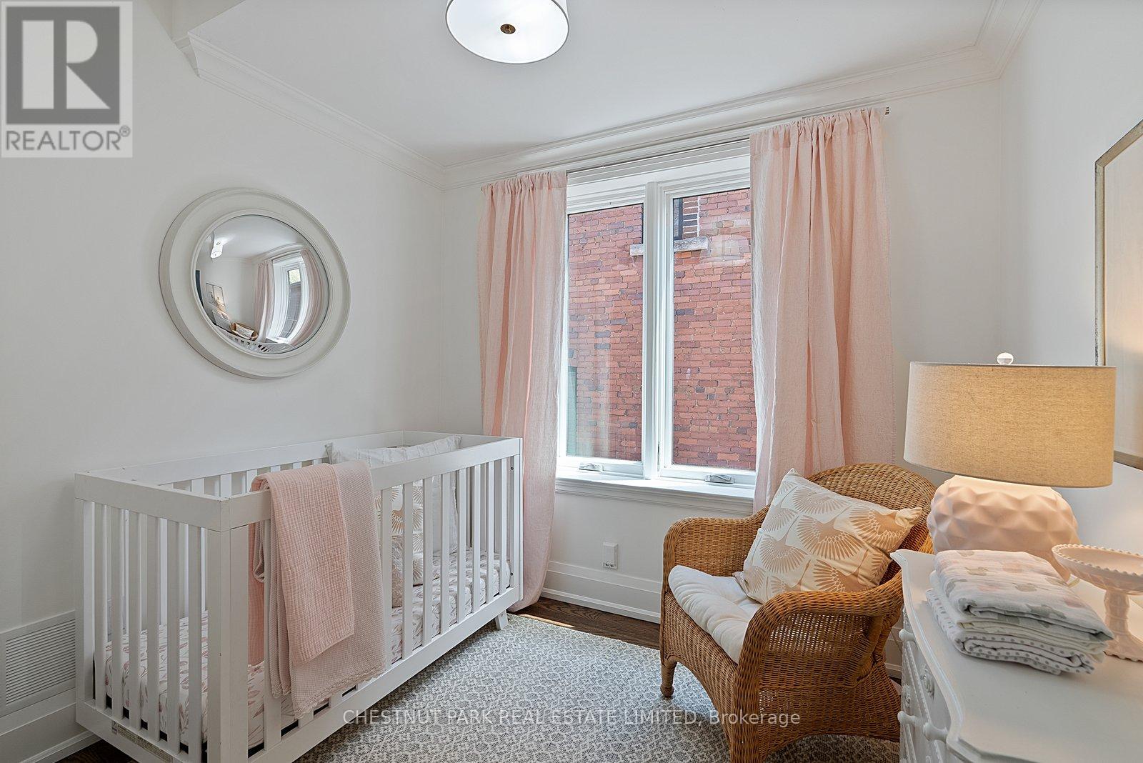 918 Carlaw Avenue, Toronto, Ontario  M4K 3L3 - Photo 23 - E13413438