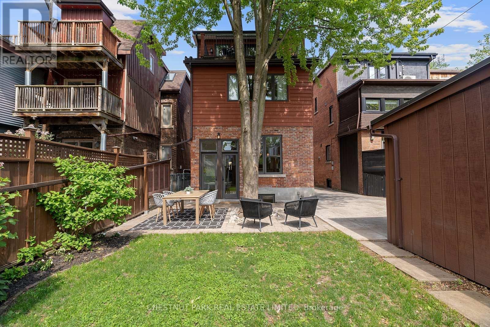 918 Carlaw Avenue, Toronto, Ontario  M4K 3L3 - Photo 41 - E13413438