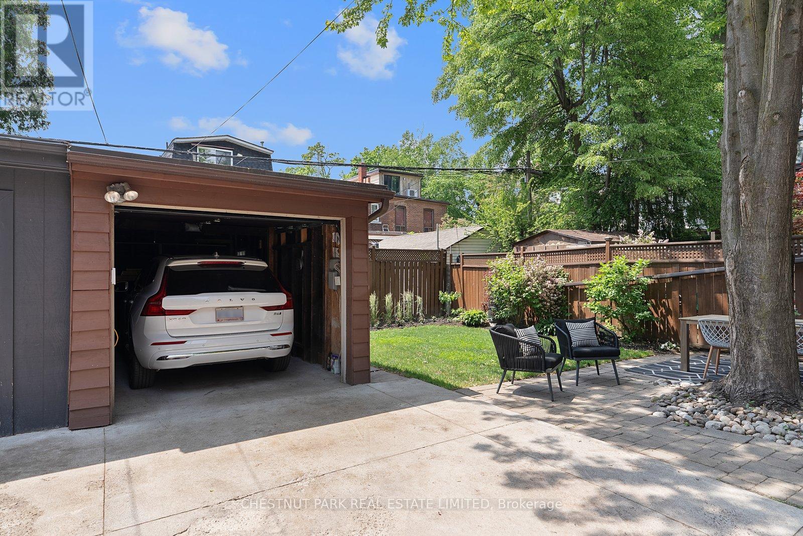 918 Carlaw Avenue, Toronto, Ontario  M4K 3L3 - Photo 42 - E13413438