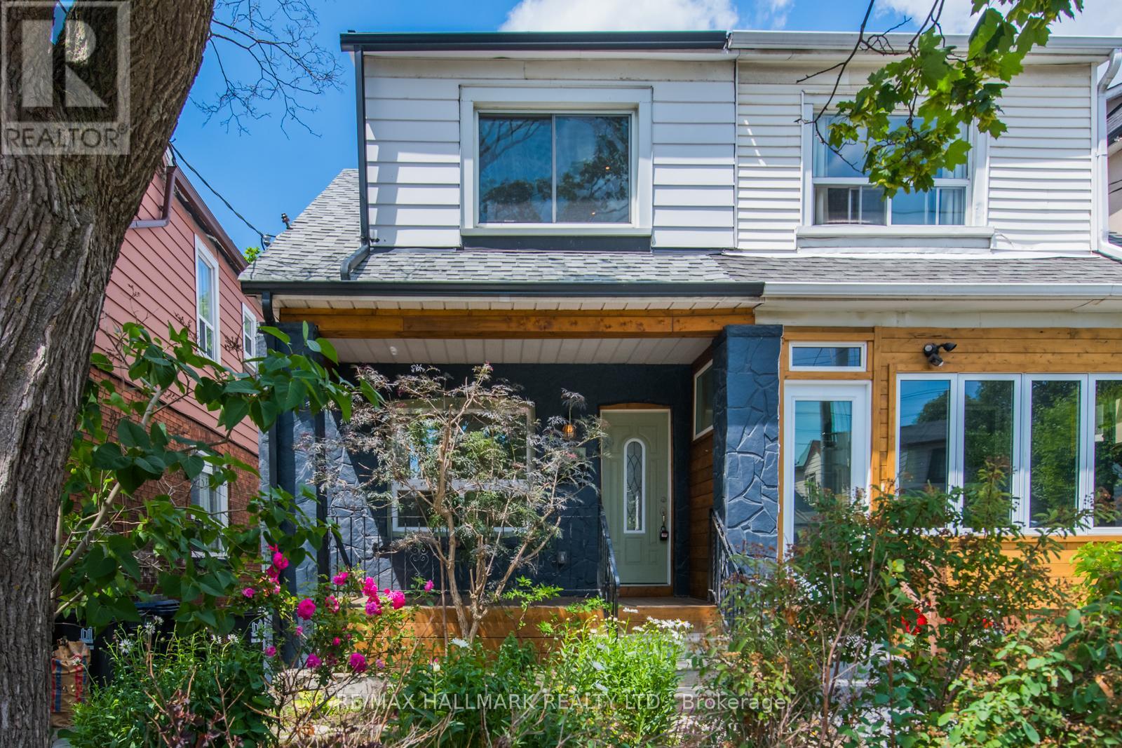 Upper - 2066 Gerrard Street E, Toronto, Ontario  M4E 2B5 - Photo 12 - E13413544