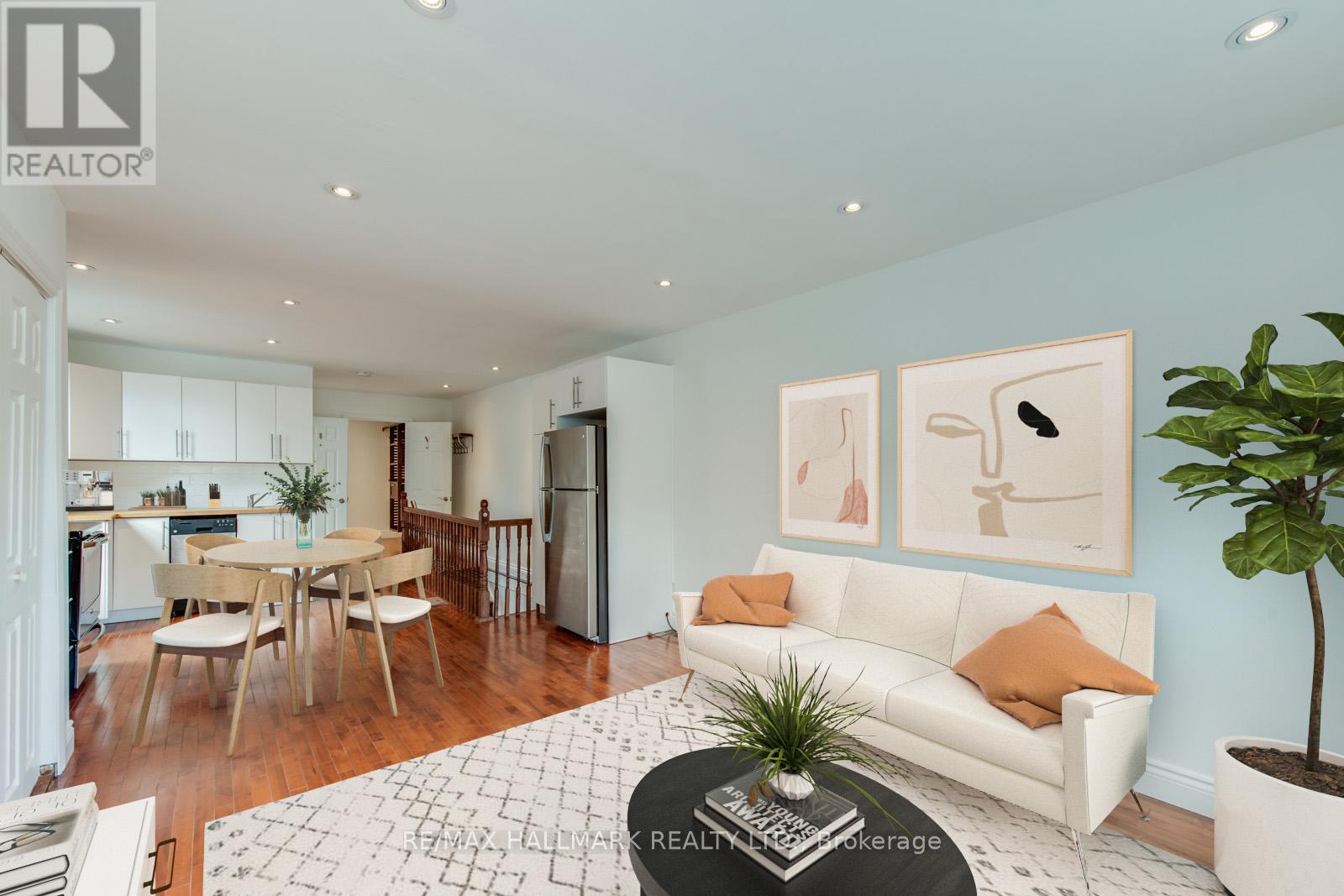 Upper - 2066 Gerrard Street E, Toronto, Ontario  M4E 2B5 - Photo 3 - E13413544