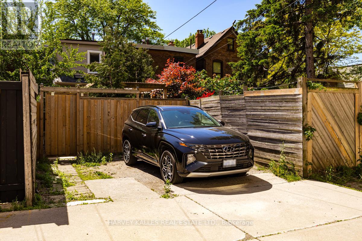 89 Gough Avenue, Toronto, Ontario  M4K 3N9 - Photo 28 - E13413584