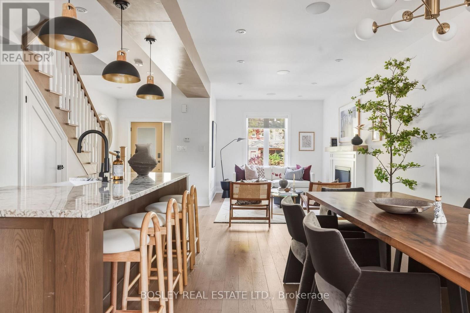 19 Lark Street, Toronto, Ontario  M4L 3M5 - Photo 12 - E13413604