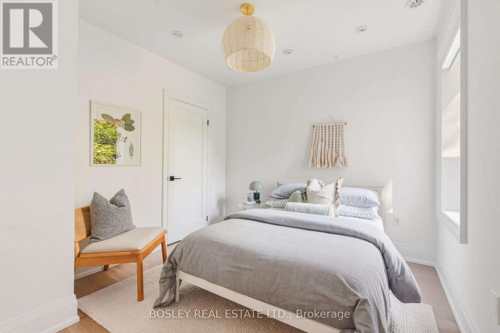 19 Lark Street, Toronto, Ontario  M4L 3M5 - Photo 20 - E13413604
