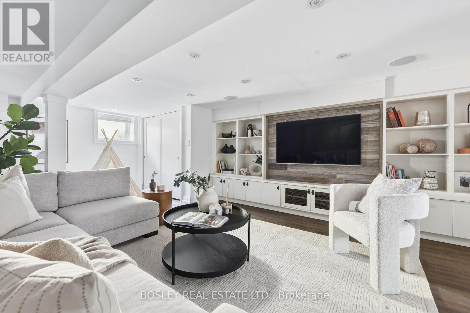 19 Lark Street, Toronto, Ontario  M4L 3M5 - Photo 32 - E13413604