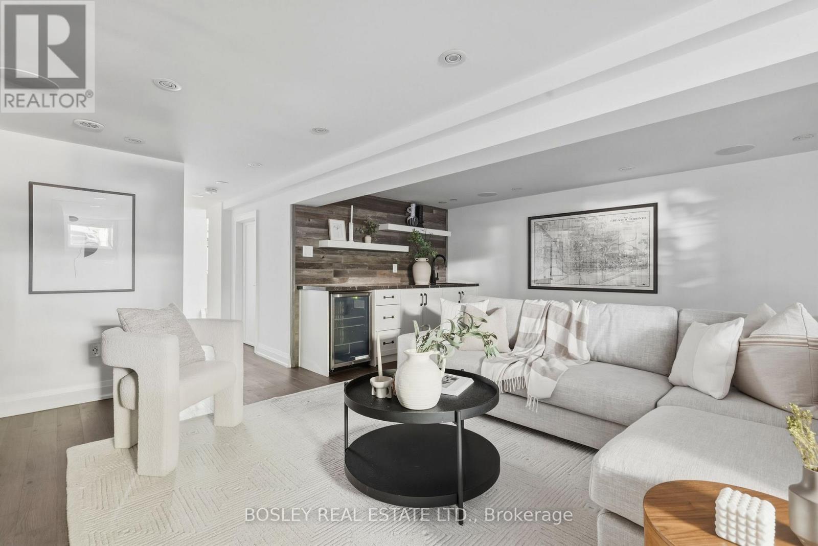 19 Lark Street, Toronto, Ontario  M4L 3M5 - Photo 34 - E13413604
