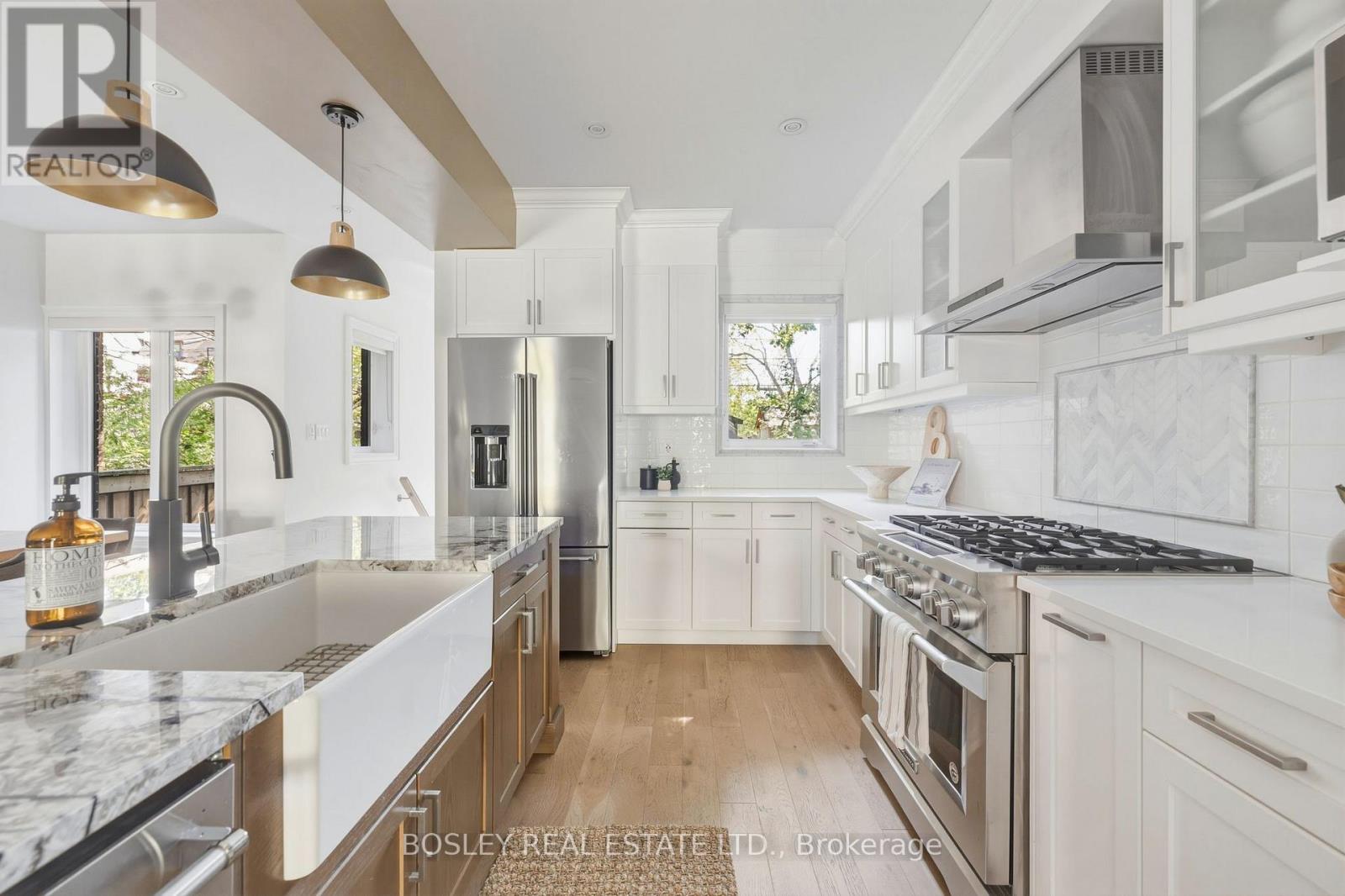 19 Lark Street, Toronto, Ontario  M4L 3M5 - Photo 9 - E13413604