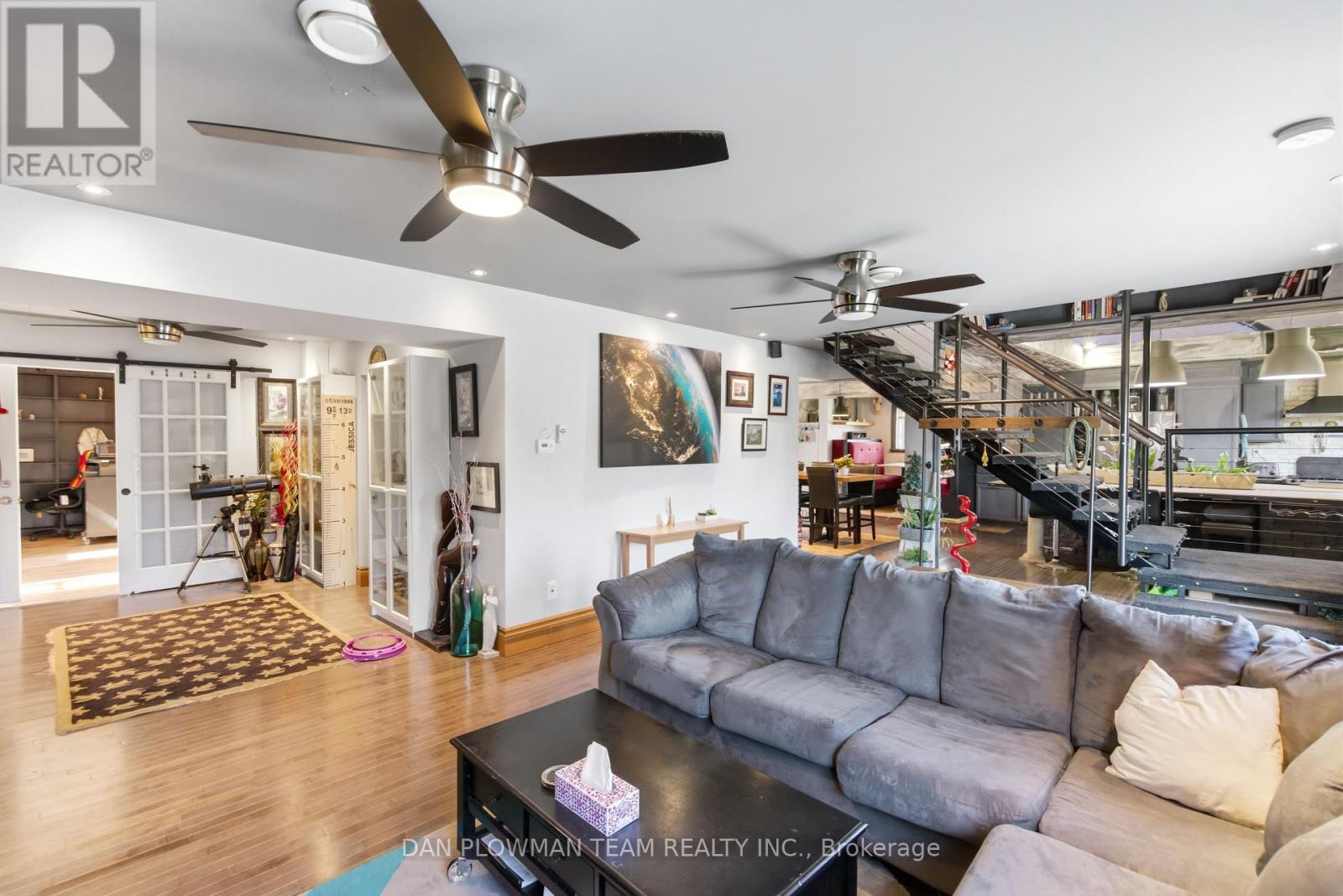 678 King Street W, Oshawa, Ontario  L1J 2L3 - Photo 7 - E13413672