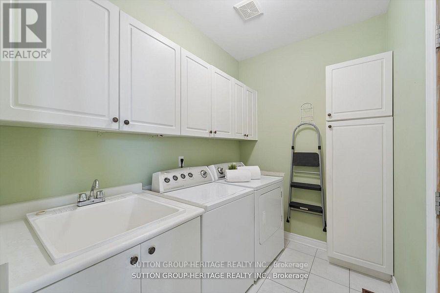 1886 Pine Grove Avenue, Pickering, Ontario  L1V 7C6 - Photo 18 - E13413704