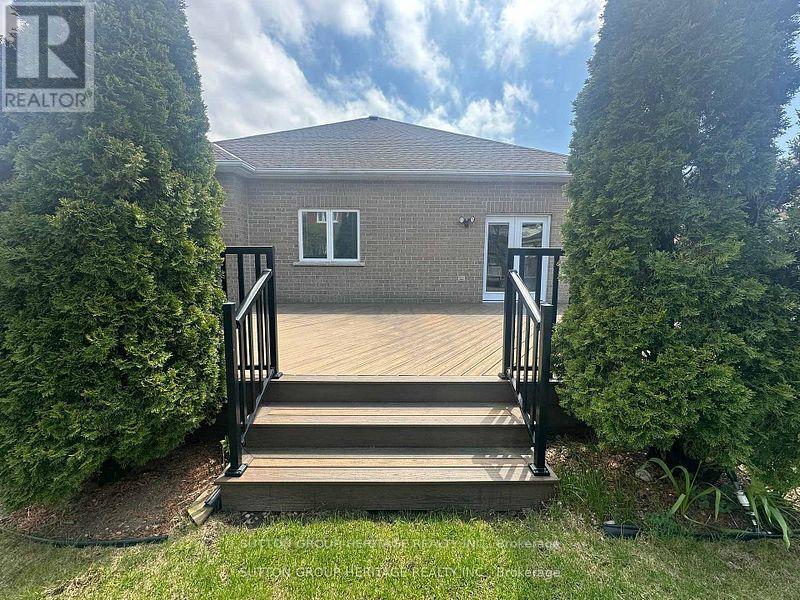 1886 Pine Grove Avenue, Pickering, Ontario  L1V 7C6 - Photo 43 - E13413704