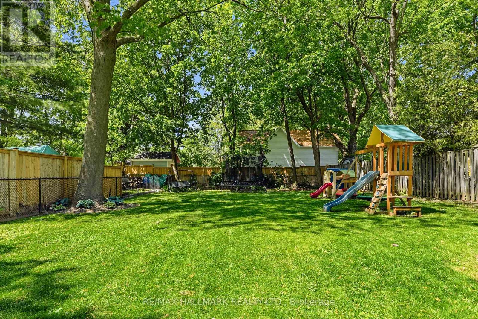 32 Rockwood Drive, Toronto, Ontario  M1M 3N1 - Photo 38 - E13413708