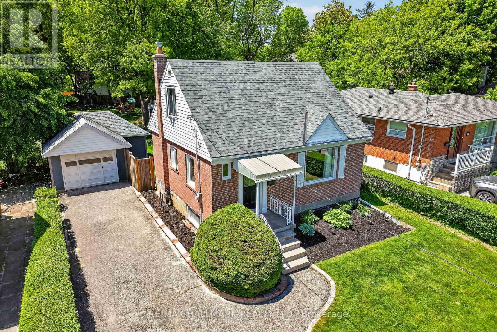 32 Rockwood Drive, Toronto, Ontario  M1M 3N1 - Photo 5 - E13413708