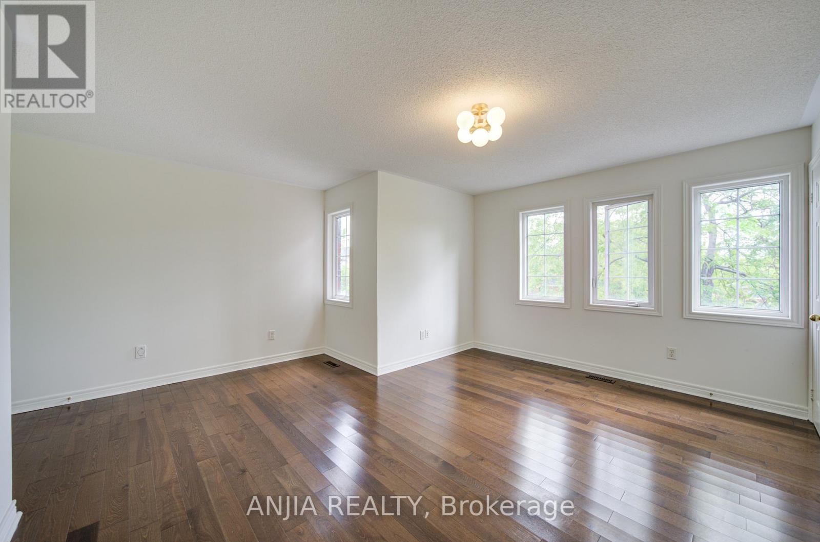 4 Willow Street, Markham, Ontario  L6E 0G3 - Photo 32 - N13413414