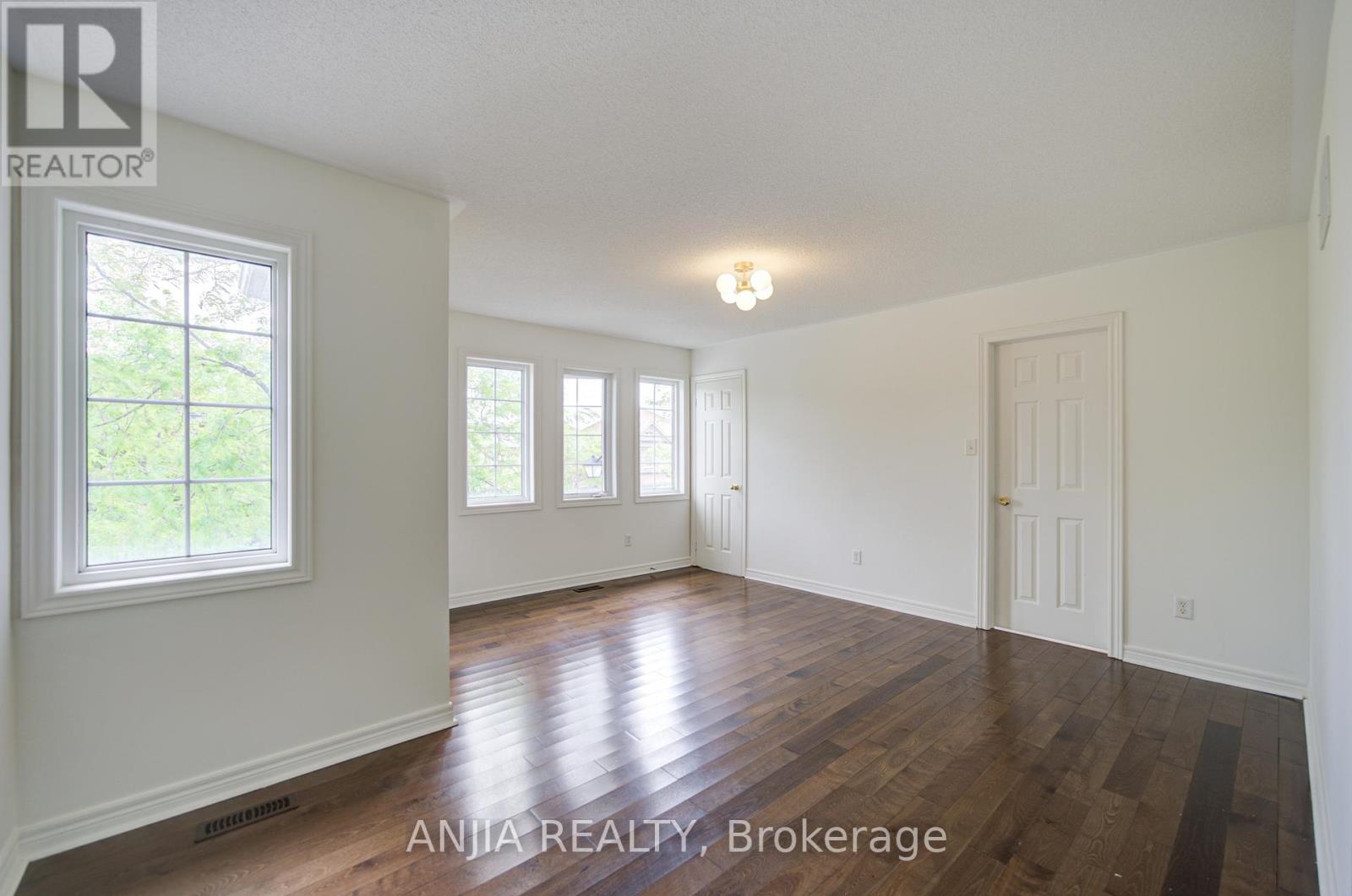 4 Willow Street, Markham, Ontario  L6E 0G3 - Photo 34 - N13413414