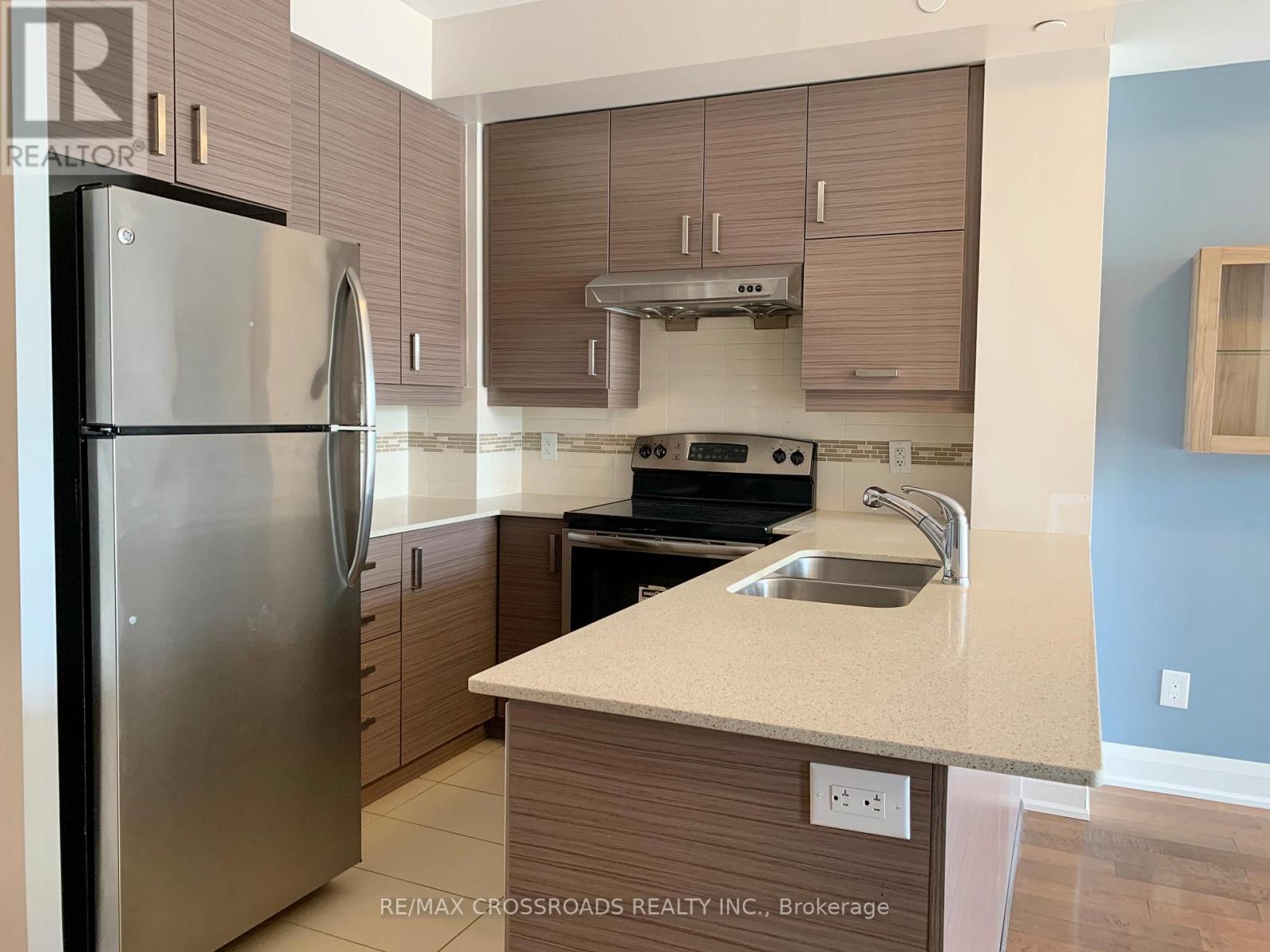 212 - 8200 Birchmount Road, Markham, Ontario  L3R 9W1 - Photo 8 - N13413448