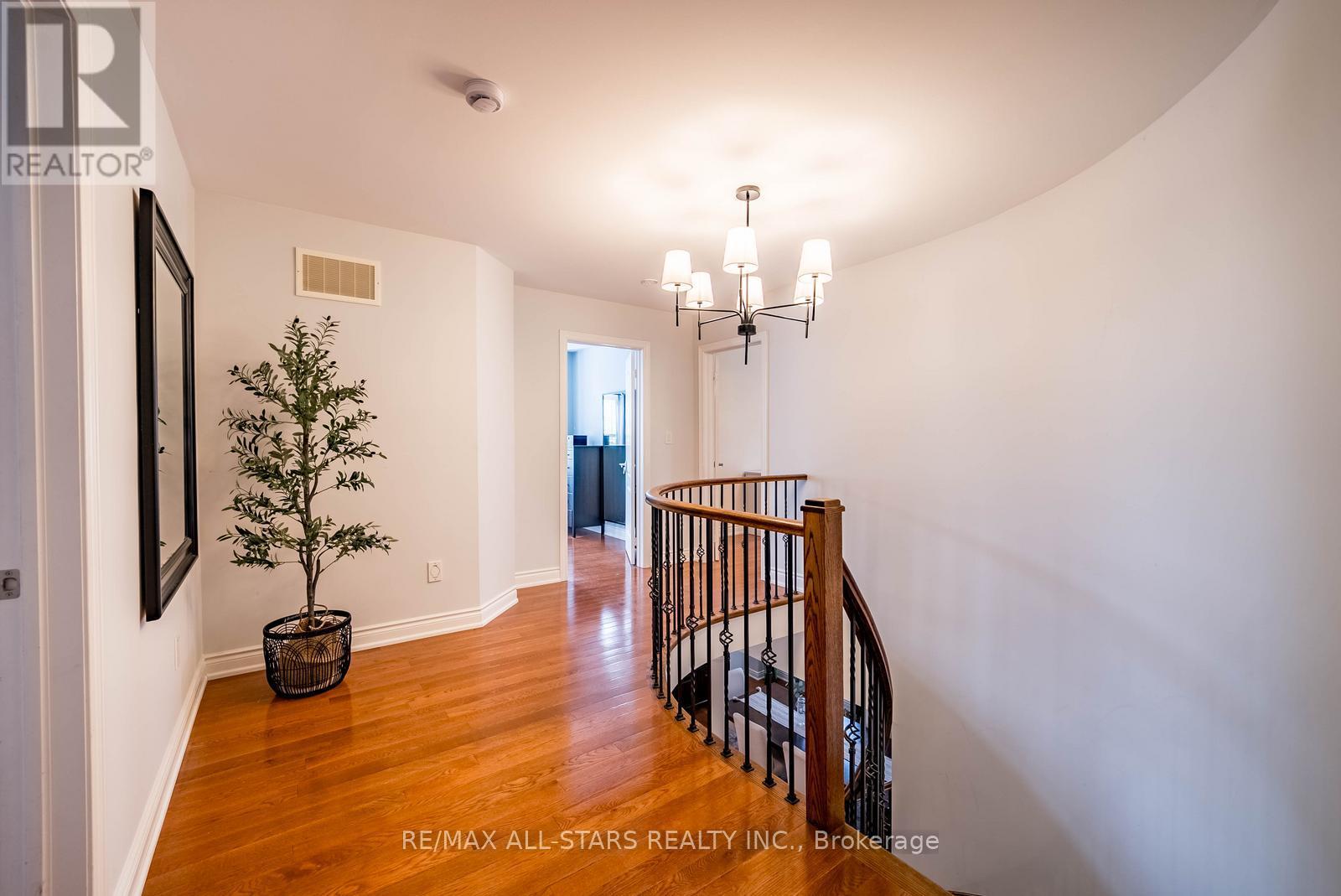 1016 Nellie Little Crescent, Newmarket, Ontario  L3X 3E5 - Photo 29 - N13413576