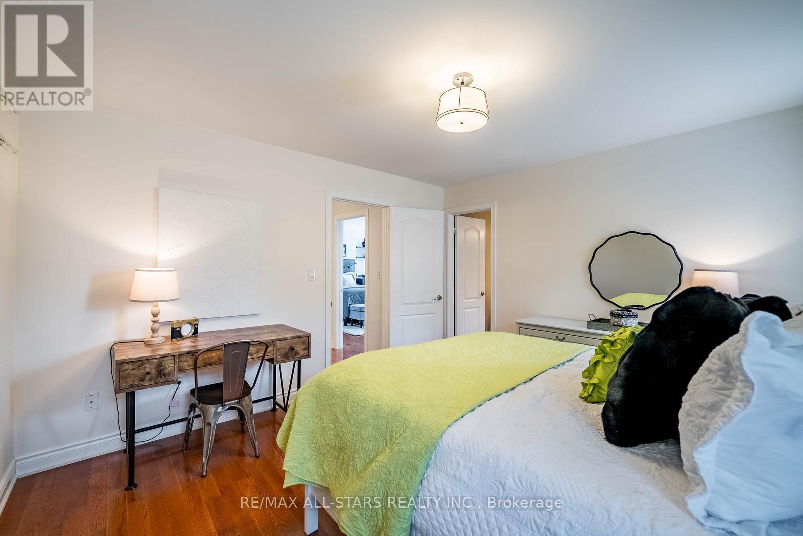 1016 Nellie Little Crescent, Newmarket, Ontario  L3X 3E5 - Photo 34 - N13413576
