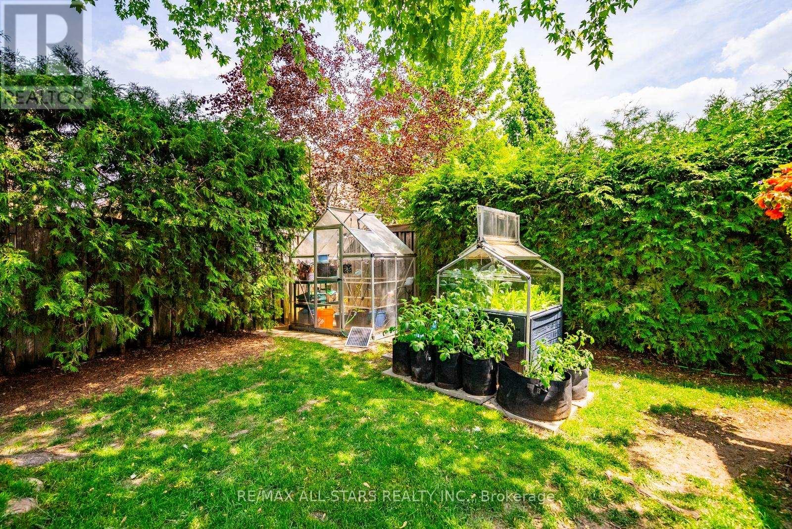 1016 Nellie Little Crescent, Newmarket, Ontario  L3X 3E5 - Photo 47 - N13413576