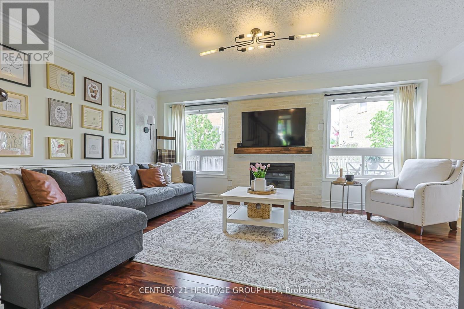 996 Oaktree Crescent, Newmarket, Ontario  L3X 2Z2 - Photo 8 - N13413682
