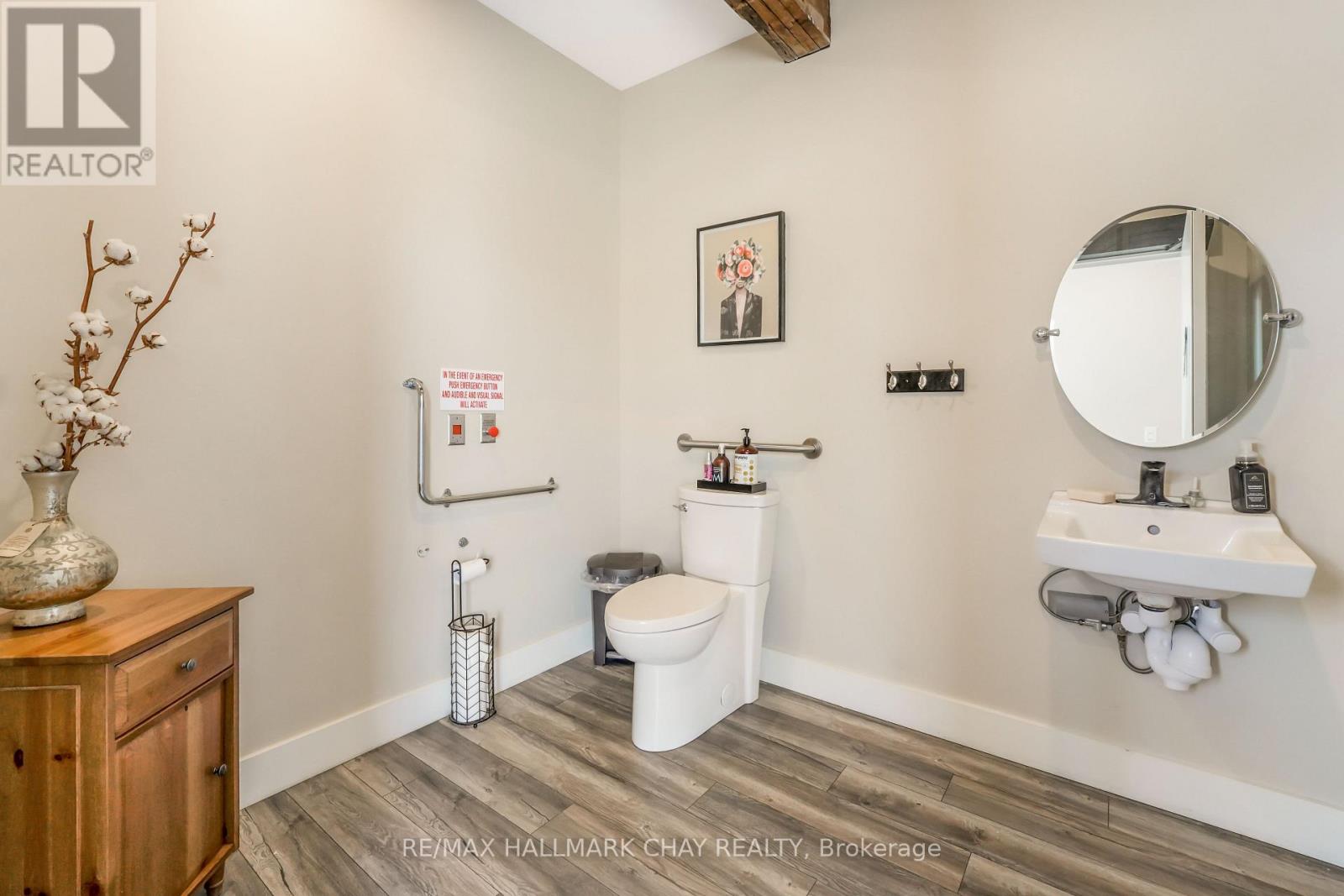 49 Colborne Street E, Orillia, Ontario L3V 1T5 - Photo 26 - S13413492