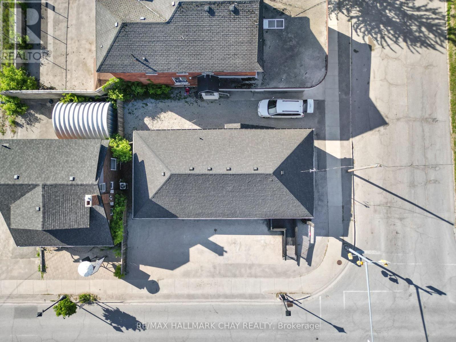 49 Colborne Street E, Orillia, Ontario L3V 1T5 - Photo 6 - S13413492