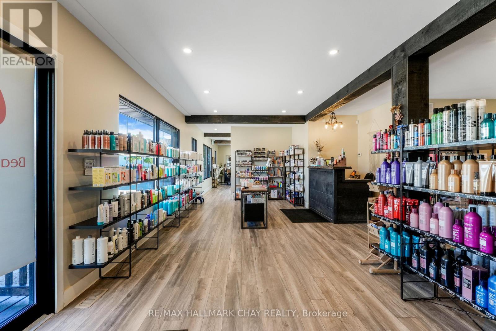 49 Colborne Street E, Orillia, Ontario L3V 1T5 - Photo 8 - S13413492