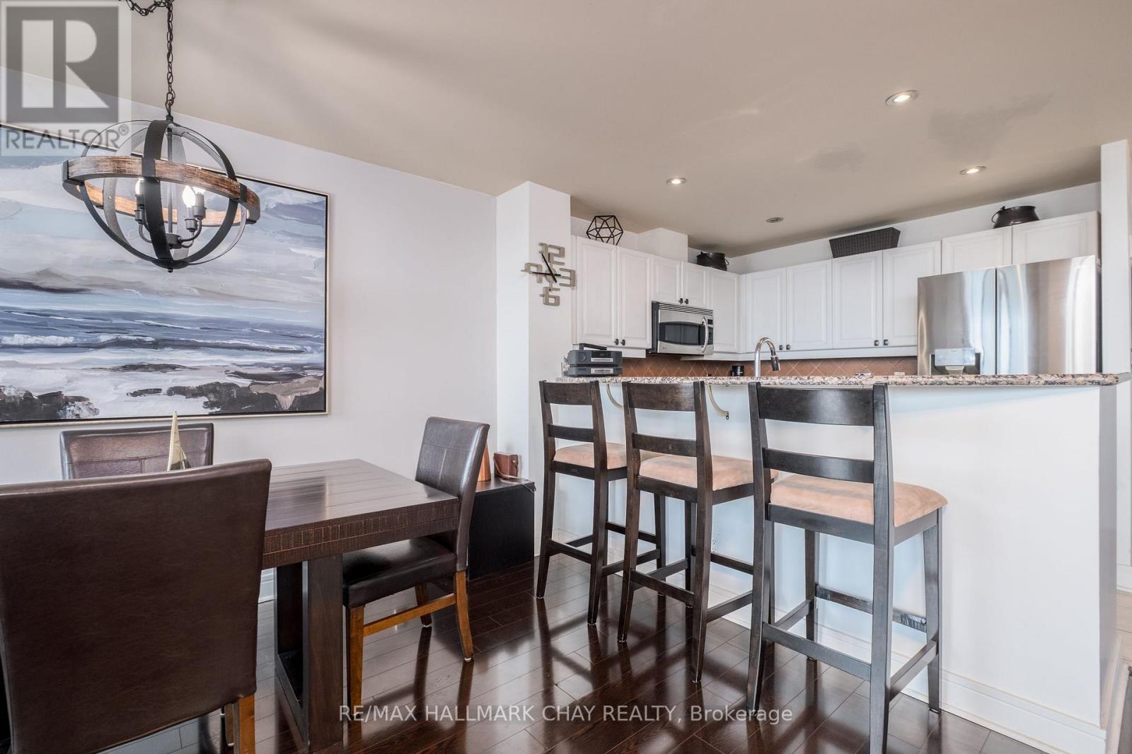 310 - 2 Toronto Street, Barrie (City Centre), Ontario L4N 9R2 - Photo 8 - S13413562
