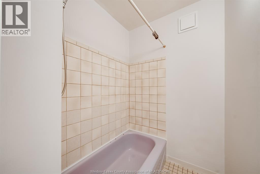 1095 Henry Ford Centre Drive, Windsor, Ontario N8Y 2T4 - Photo 20 - 26013201