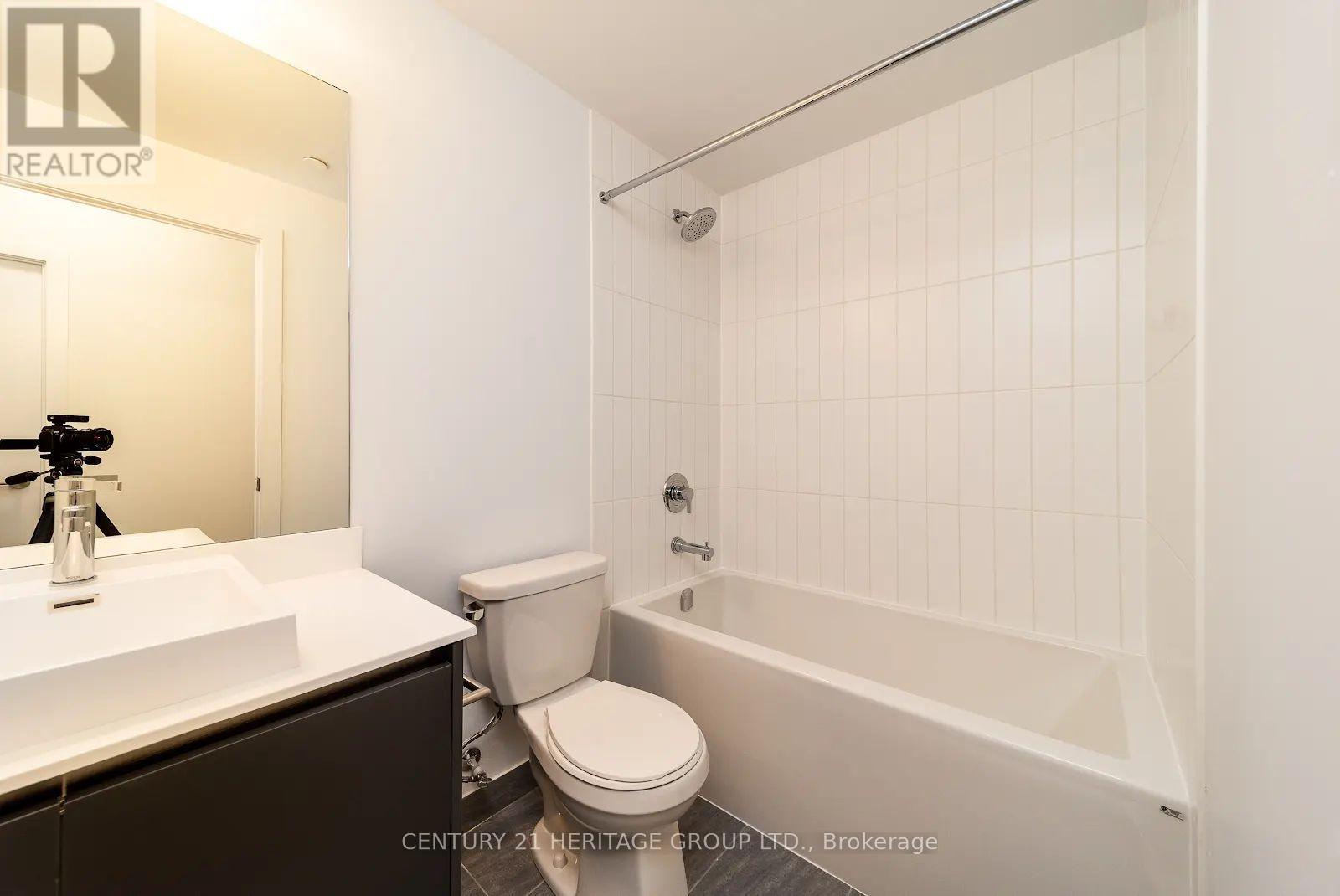 1305 - 251 Manitoba Street, Toronto, Ontario M8Y 0C7 - Photo 13 - W13413464