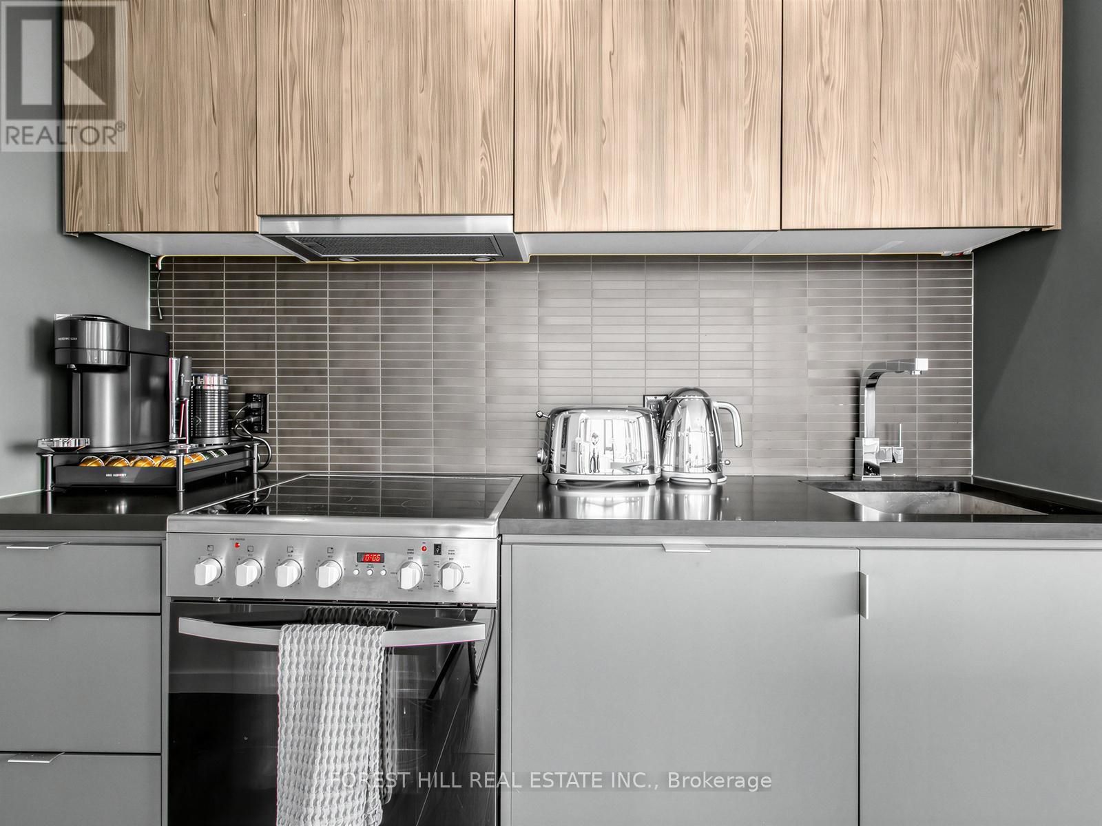 519 - 7 Smith Crescent, Toronto, Ontario  M8Z 0G3 - Photo 5 - W13413582