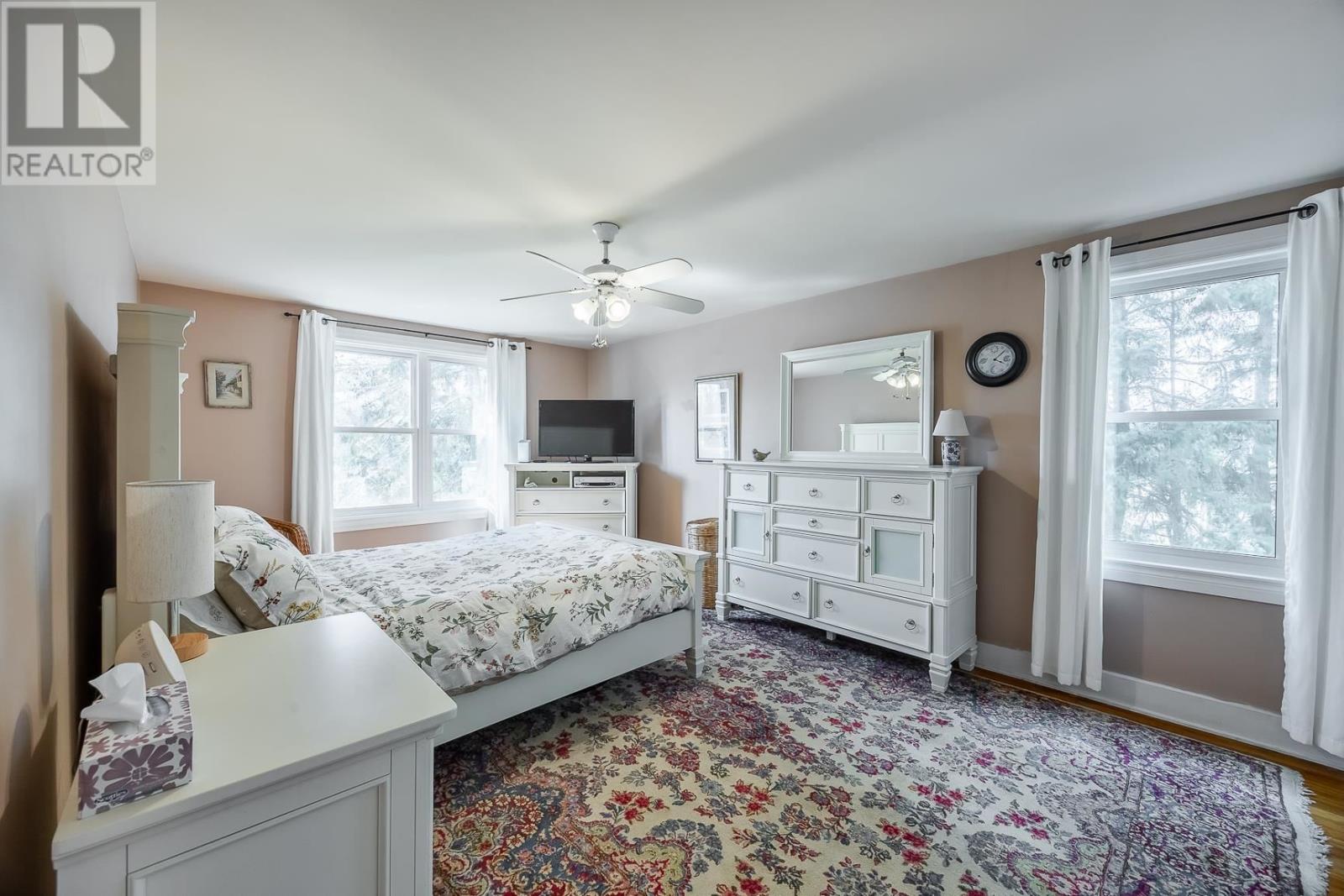 180 Pine St, Sault Ste. Marie, Ontario  P6A 3Y9 - Photo 28 - SM261352