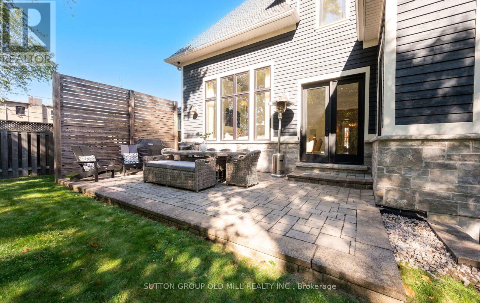 8 Cumberland Drive, Mississauga, Ontario  L5G 3M6 - Photo 46 - W13413698