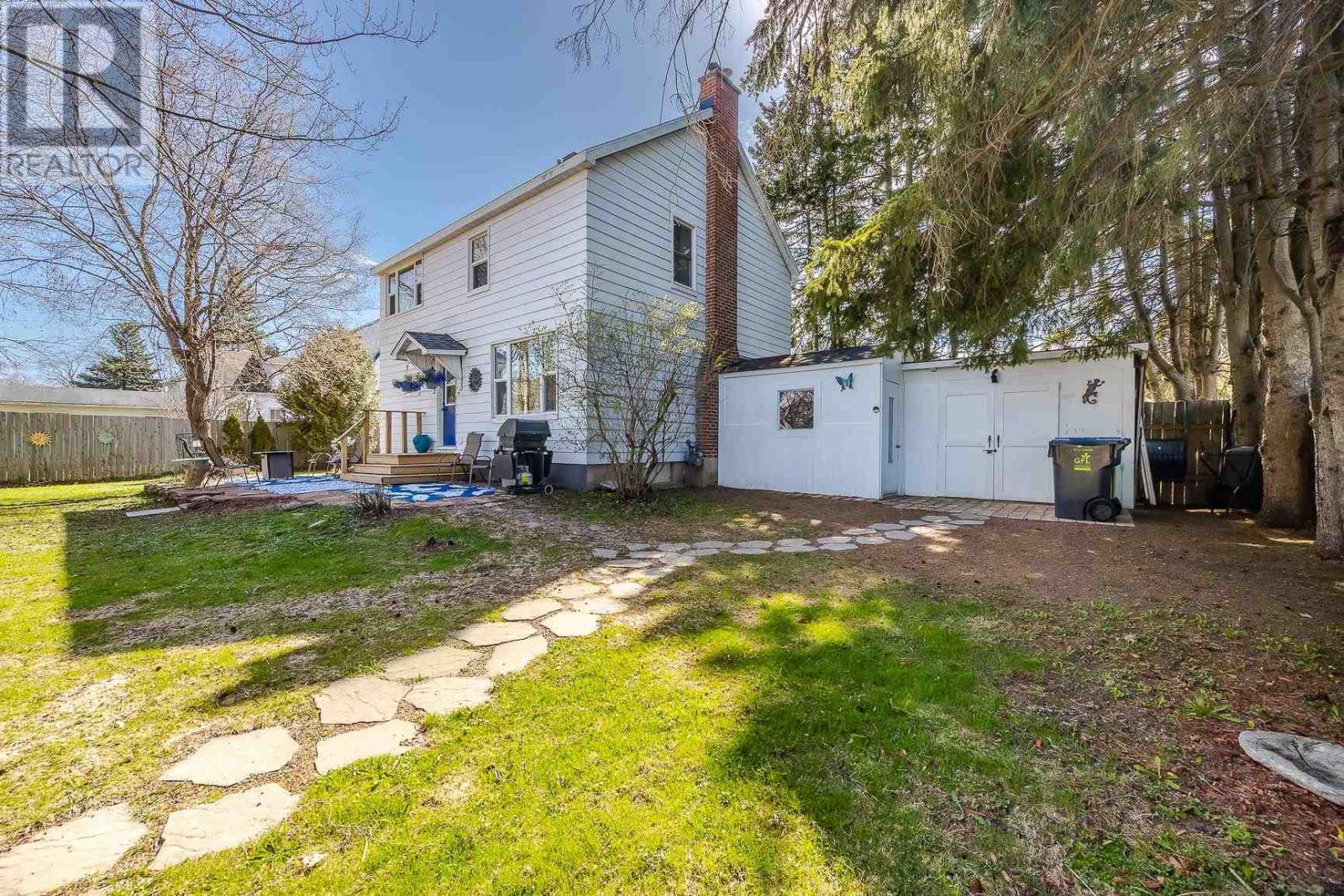 180 Pine St, Sault Ste. Marie, Ontario  P6A 3Y9 - Photo 40 - SM261352