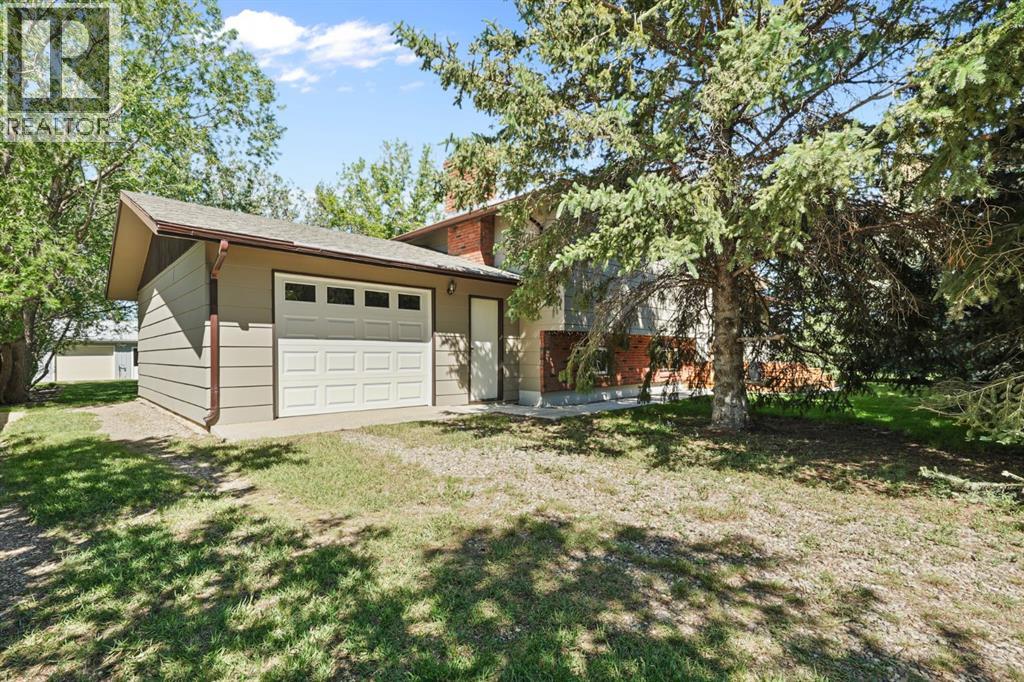 216 Bedient Street, wrentham, Alberta