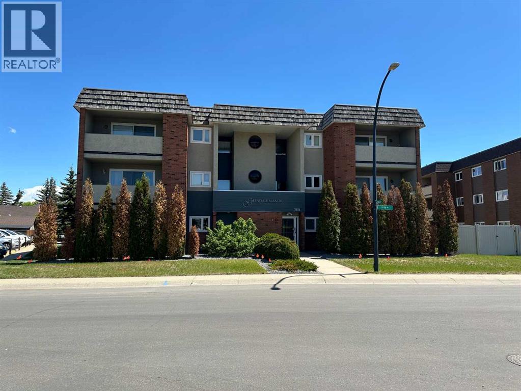 102, 7031 Gray Drive, Red Deer, Alberta  T4P 2B1 - Photo 1 - A2311256