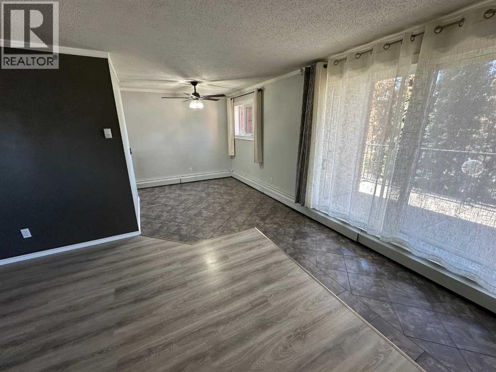 102, 7031 Gray Drive, Red Deer, Alberta  T4P 2B1 - Photo 12 - A2311256