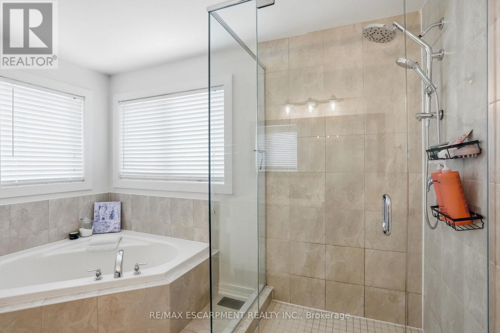 111 Greenstem Crescent, Hamilton, Ontario  L8E 0A8 - Photo 24 - X13413422