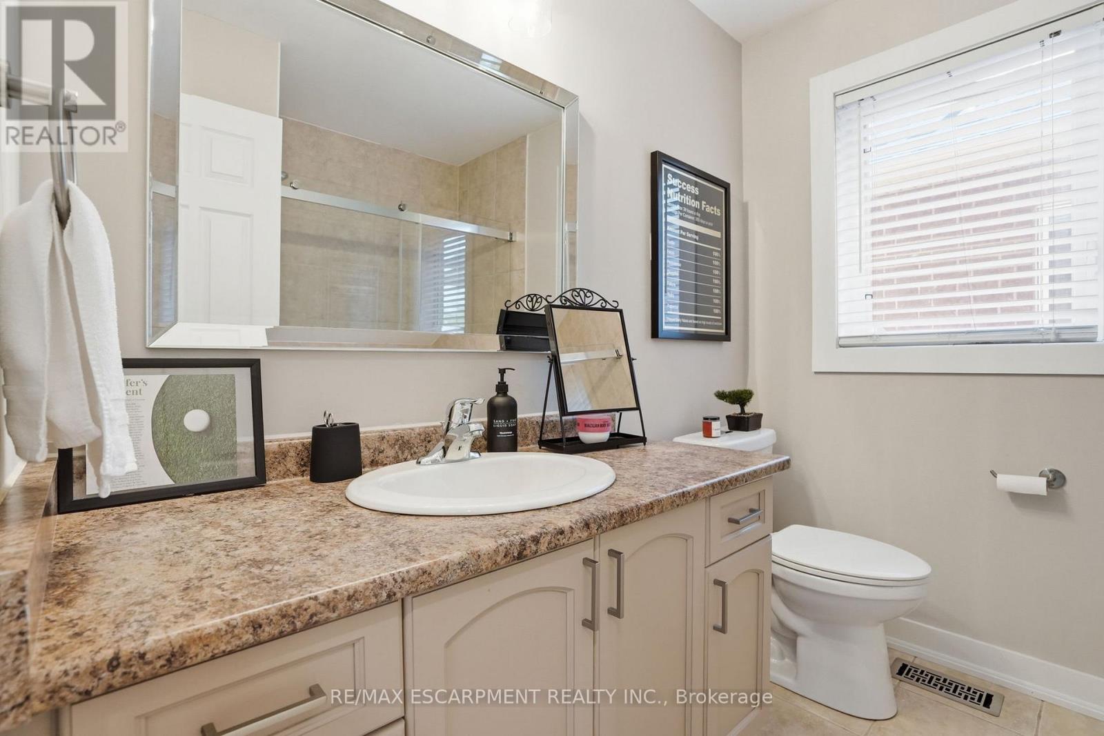 111 Greenstem Crescent, Hamilton, Ontario  L8E 0A8 - Photo 28 - X13413422