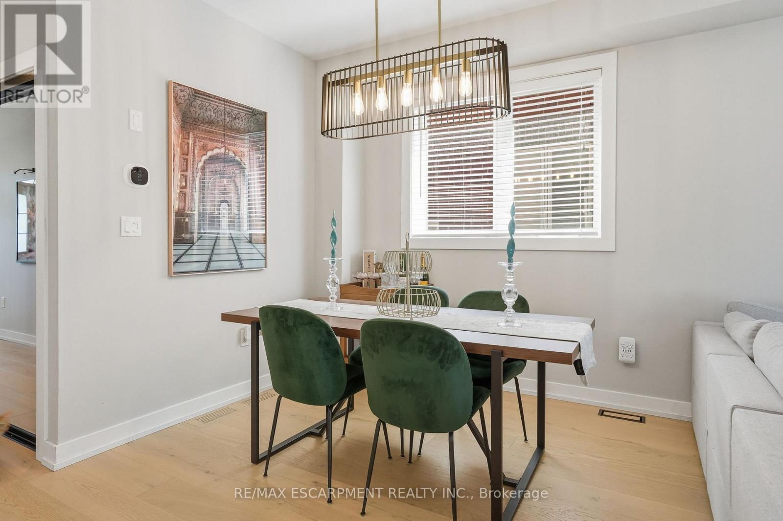 111 Greenstem Crescent, Hamilton, Ontario  L8E 0A8 - Photo 6 - X13413422