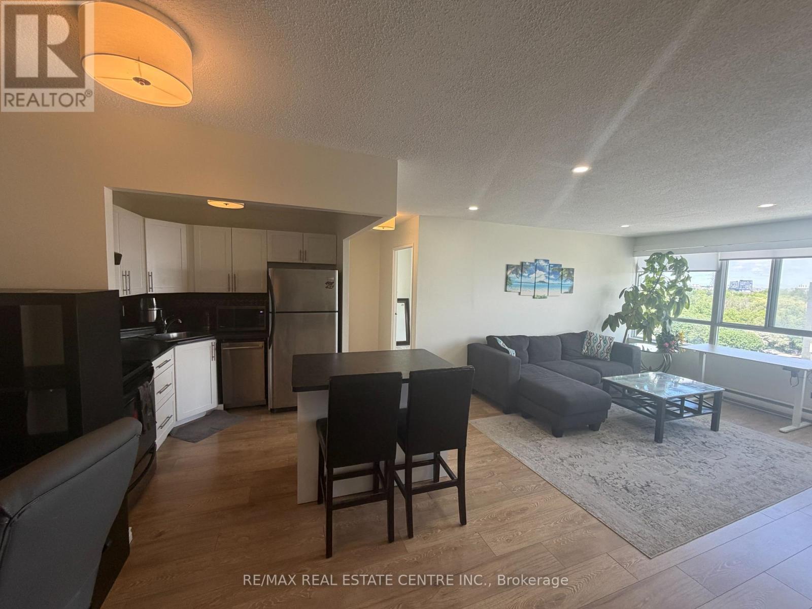 804 - 65 Highland Crescent, Kitchener, Ontario  N2M 5M8 - Photo 10 - X13413700