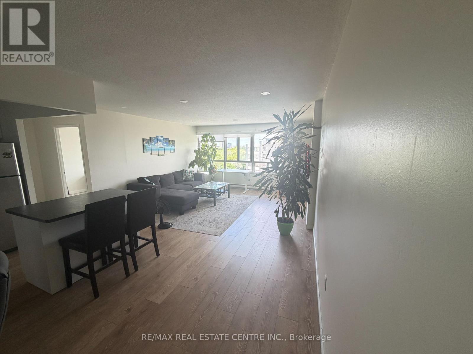 804 - 65 Highland Crescent, Kitchener, Ontario  N2M 5M8 - Photo 7 - X13413700