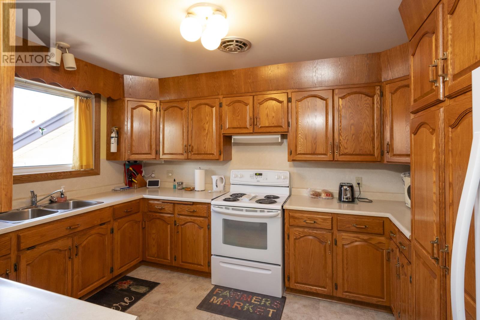 400 Randall Ct, Thunder Bay, Ontario  P7G 1A1 - Photo 10 - TB2601388