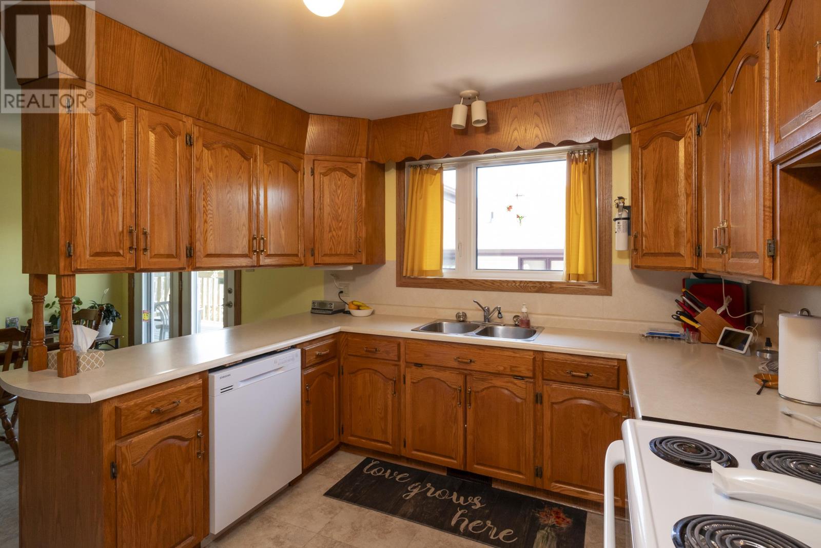 400 Randall Ct, Thunder Bay, Ontario  P7G 1A1 - Photo 12 - TB2601388