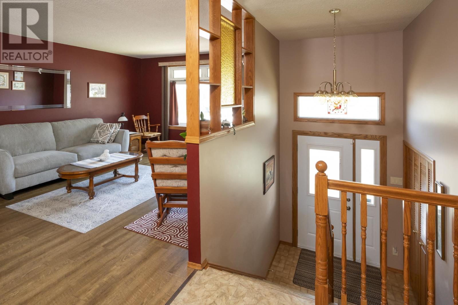 400 Randall Ct, Thunder Bay, Ontario  P7G 1A1 - Photo 2 - TB2601388