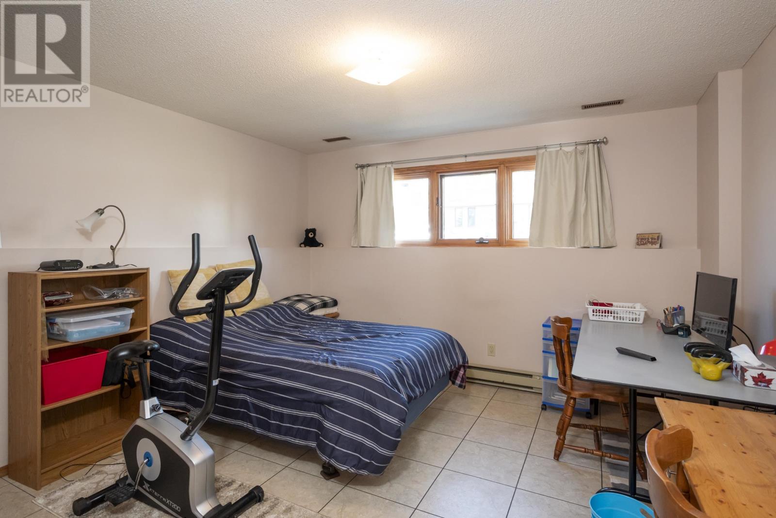 400 Randall Ct, Thunder Bay, Ontario  P7G 1A1 - Photo 40 - TB2601388